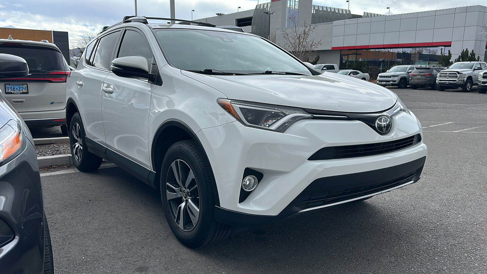 2018 Toyota RAV4 XLE 9