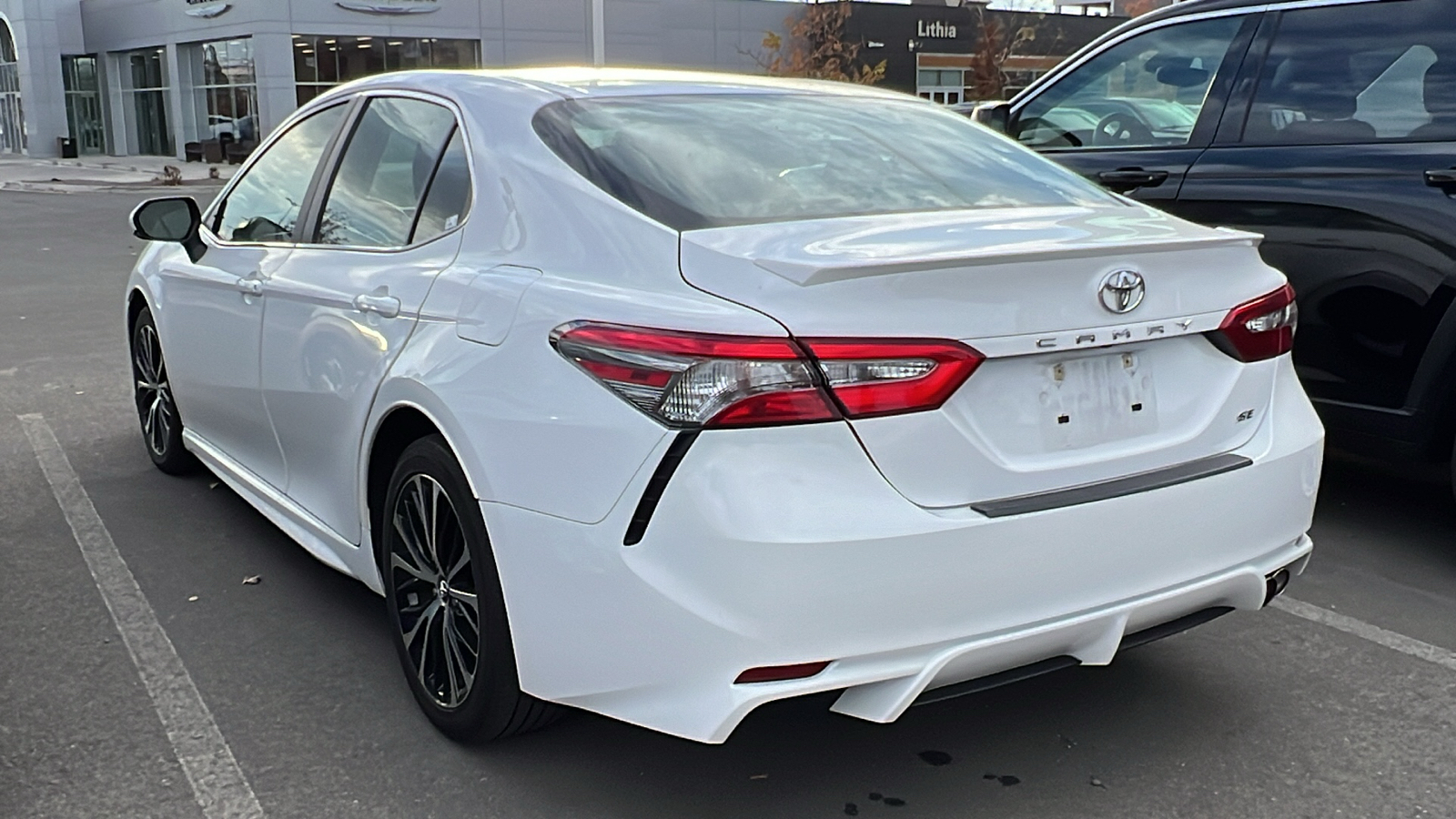 2018 Toyota Camry SE 8