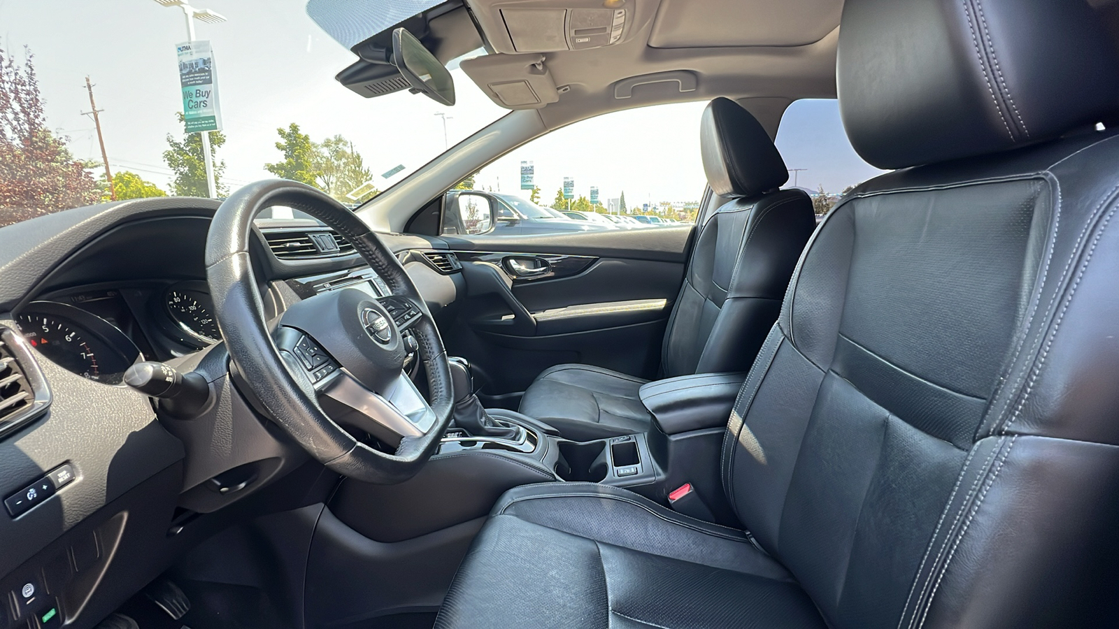 2018 Nissan Rogue Sport SL 11