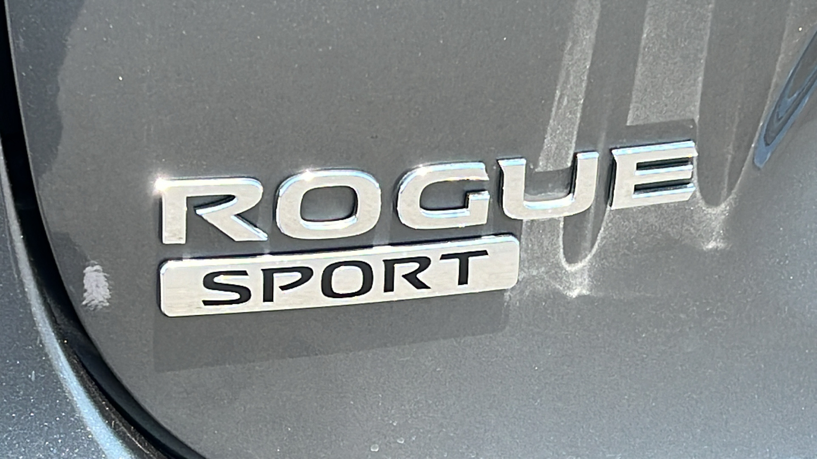 2018 Nissan Rogue Sport SL 34