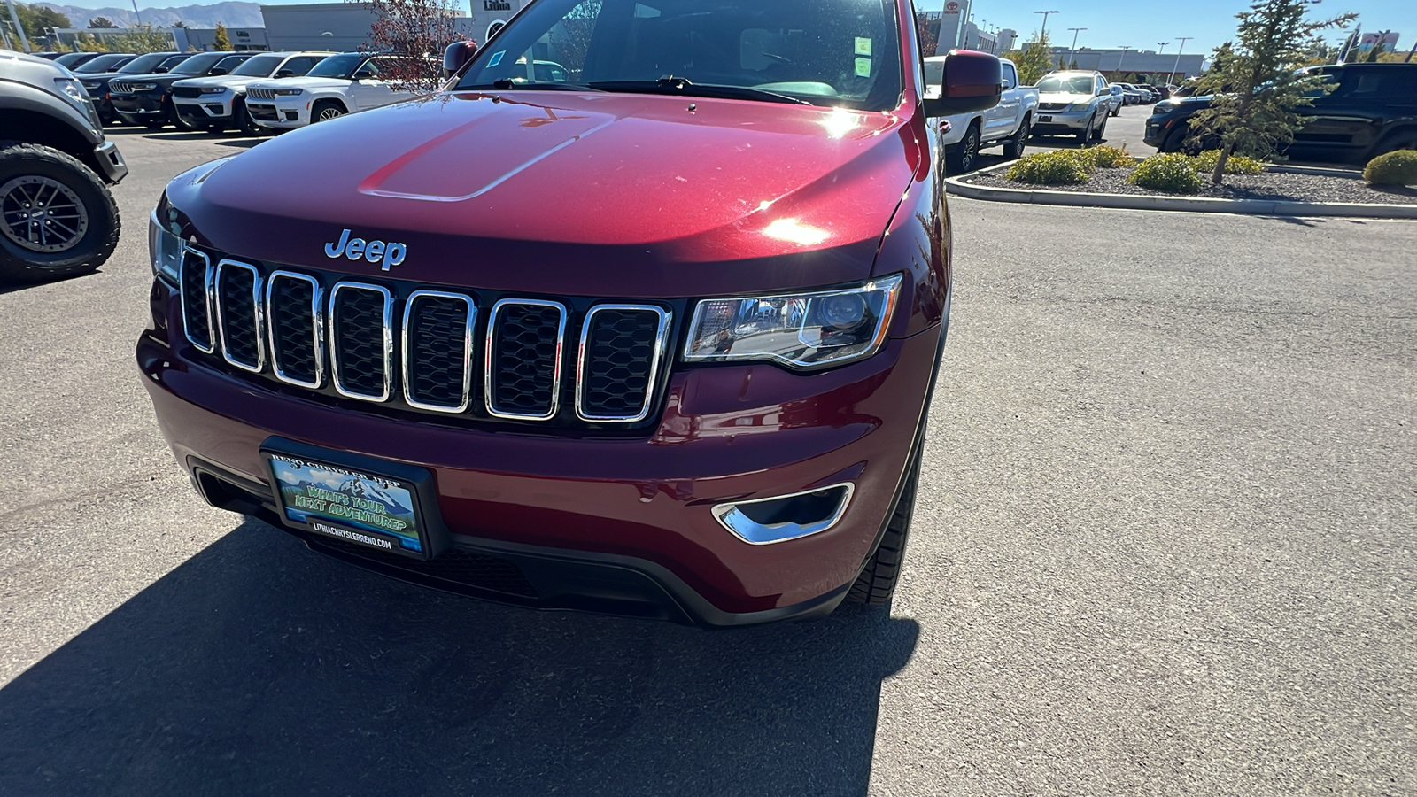 2019 Jeep Grand Cherokee Laredo 22