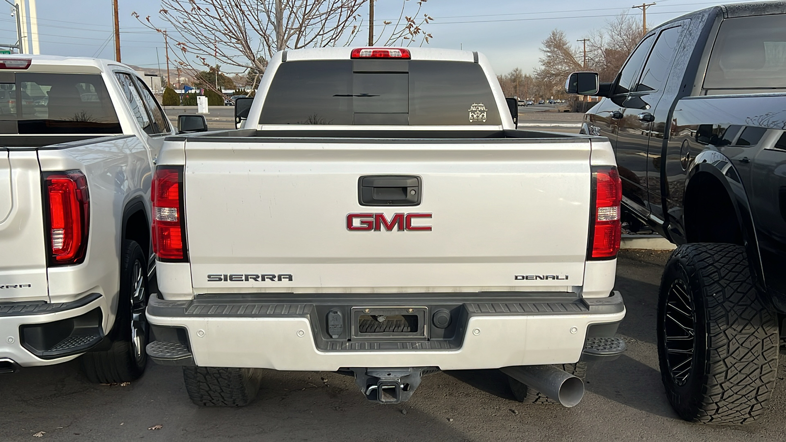 2019 GMC Sierra 2500HD Denali 4WD Crew Cab 153.7 7