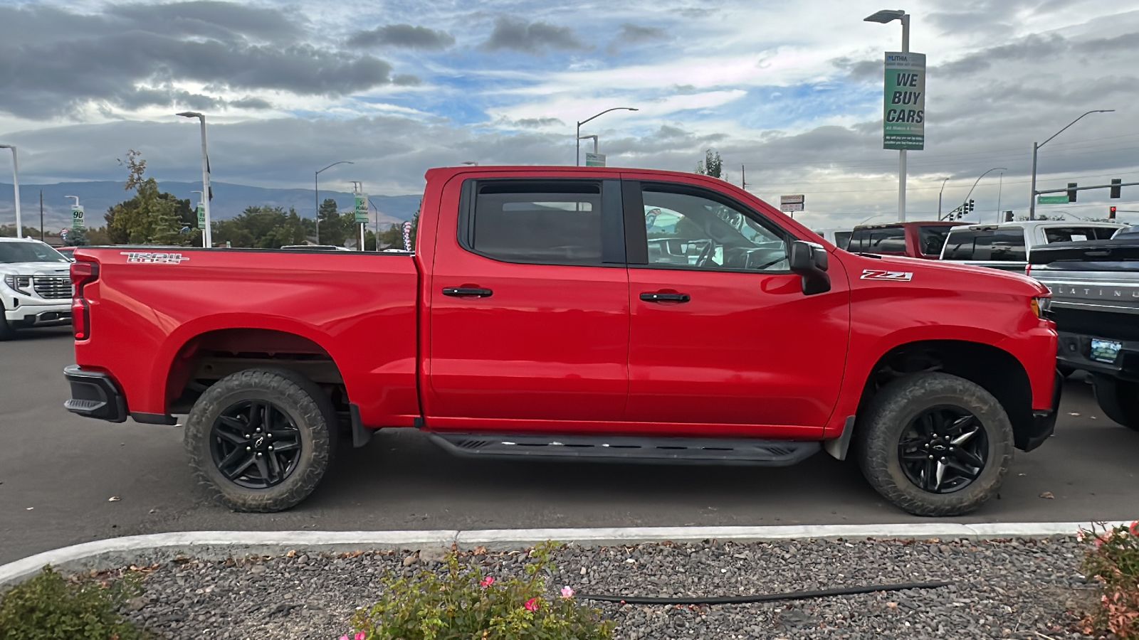 2019 Chevrolet Silverado 1500 LT Trail Boss 4WD Crew Cab 147 7