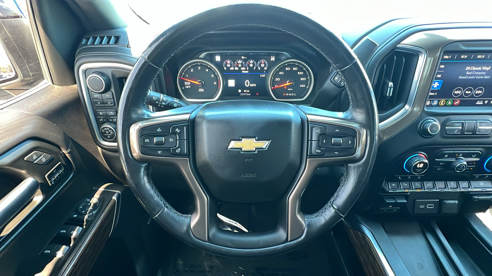 2019 Chevrolet Silverado 1500 High Country 4WD Crew Cab 147 15