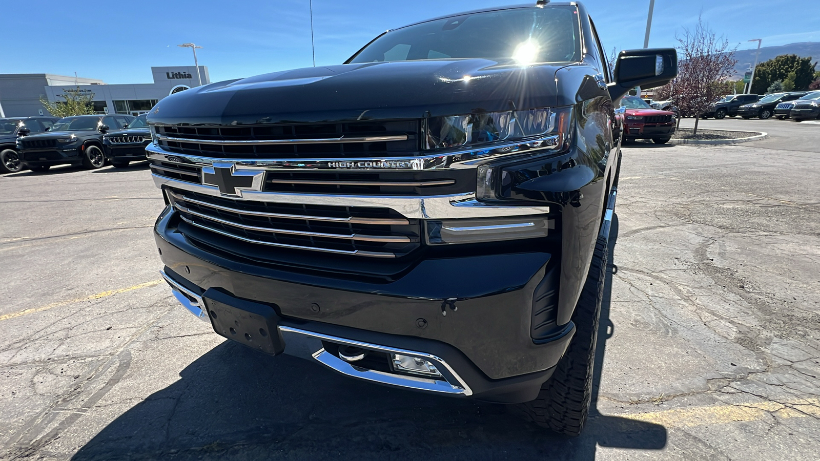 2019 Chevrolet Silverado 1500 High Country 4WD Crew Cab 147 22