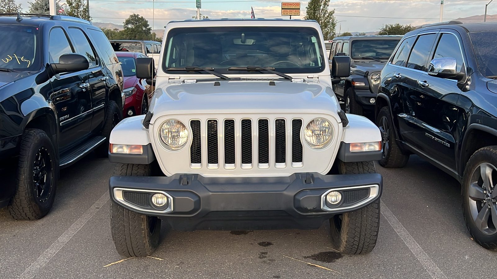 2019 Jeep Wrangler Unlimited Sahara 2