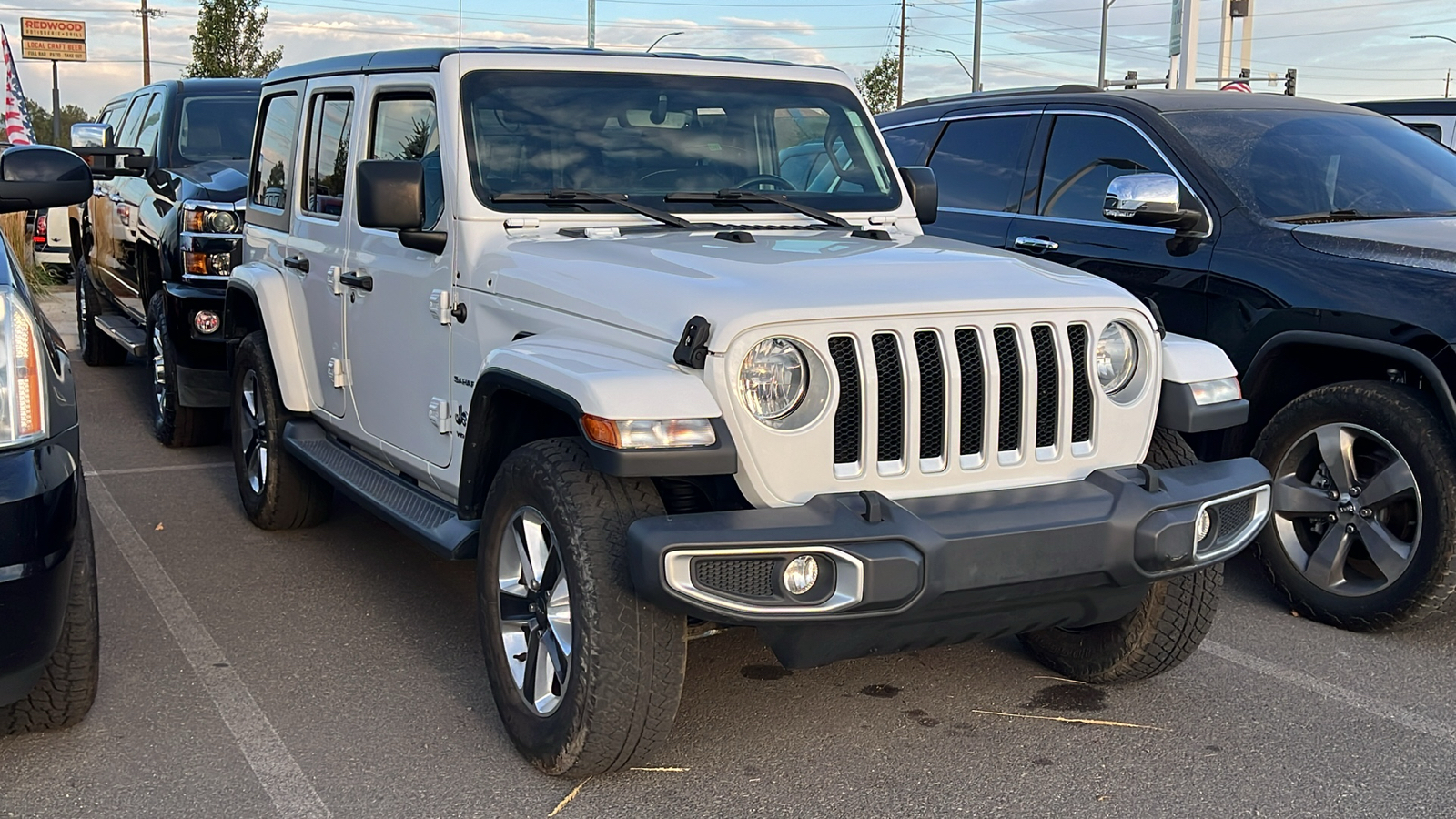 2019 Jeep Wrangler Unlimited Sahara 3