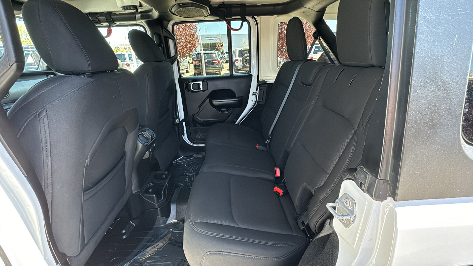 2019 Jeep Wrangler Unlimited Sport S 16