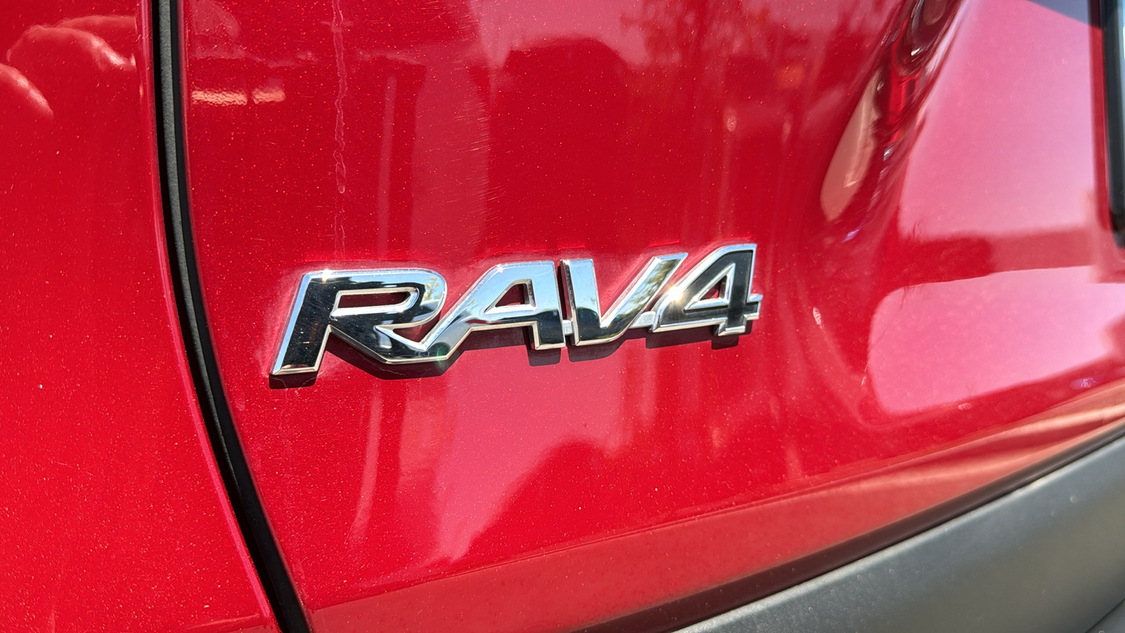 2020 Toyota RAV4 XLE Premium 8