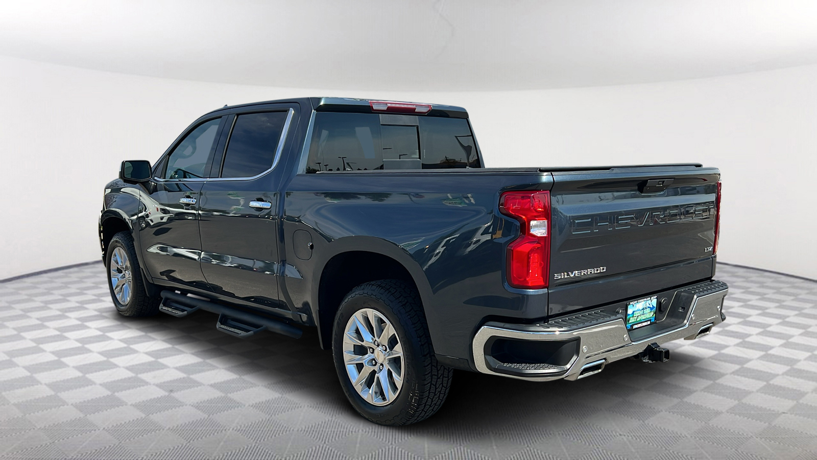 2020 Chevrolet Silverado 1500 LTZ 4WD Crew Cab 147 4