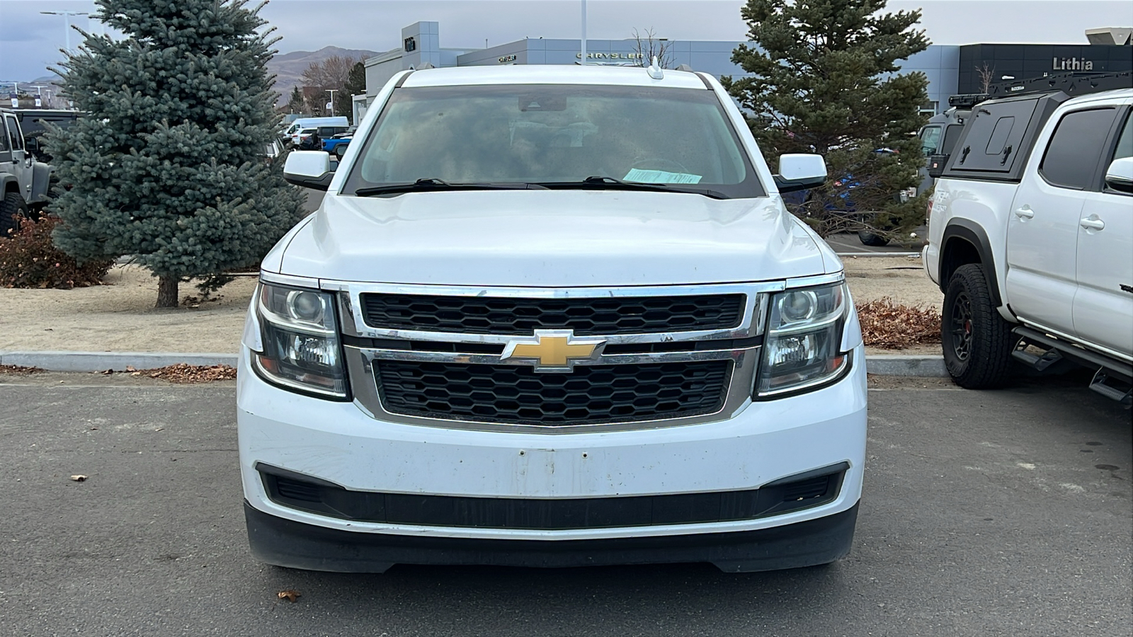 2020 Chevrolet Suburban LT 2