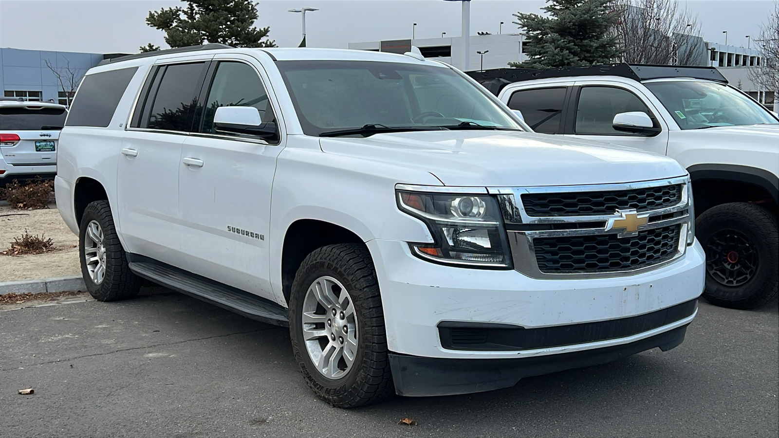 2020 Chevrolet Suburban LT 3