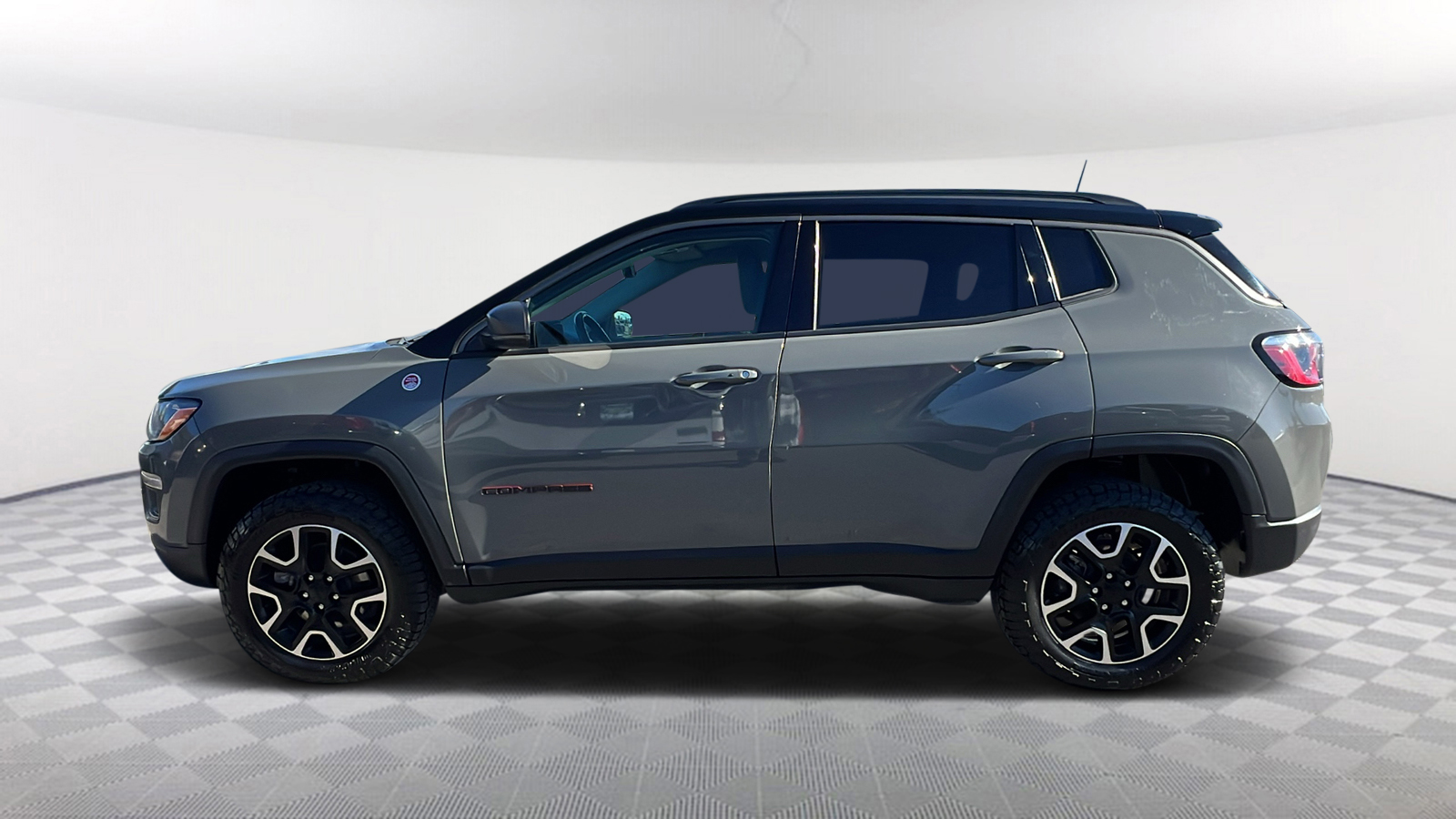 2020 Jeep Compass Trailhawk 3