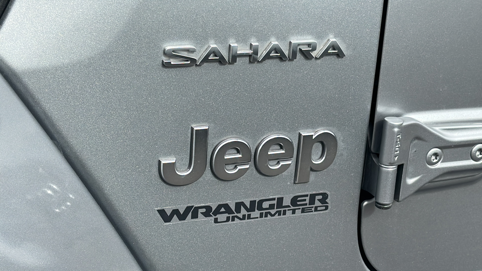 2020 Jeep Wrangler Unlimited Sahara 5