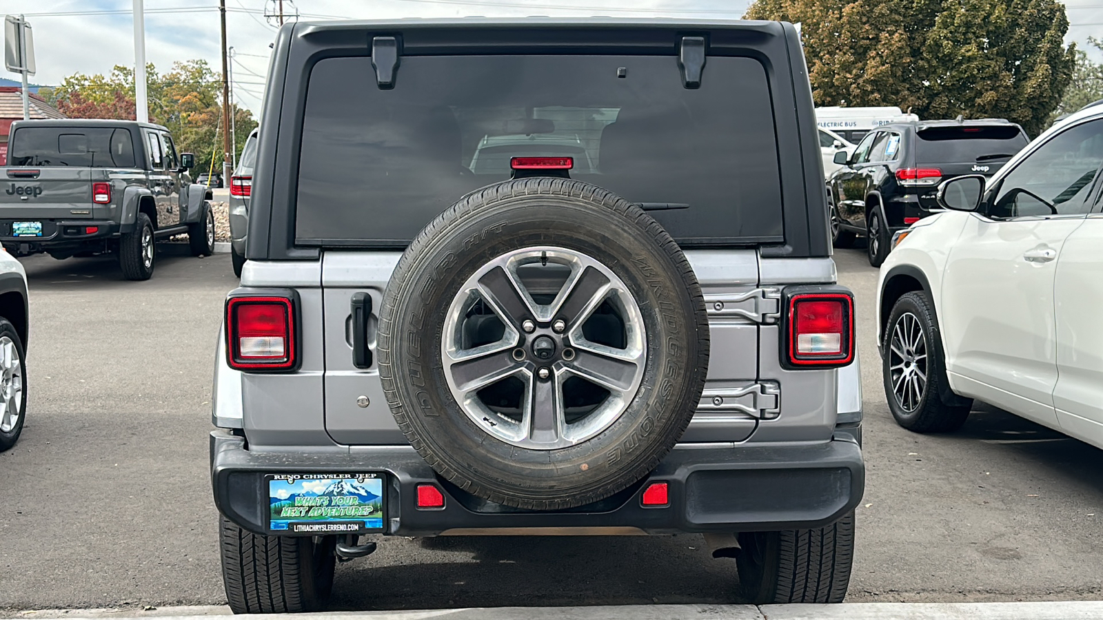 2020 Jeep Wrangler Unlimited Sahara 7