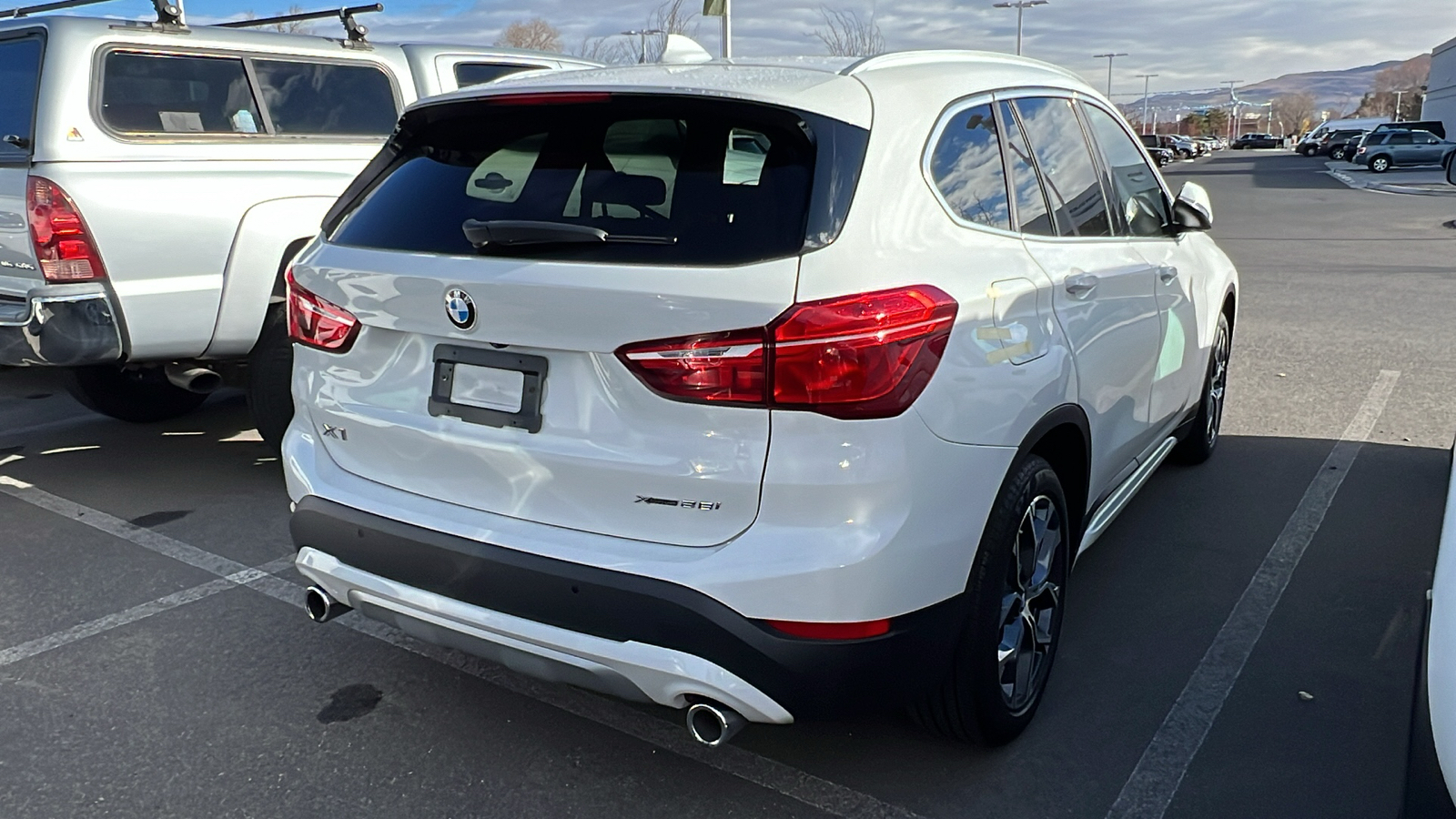 2021 BMW X1 xDrive28i 8