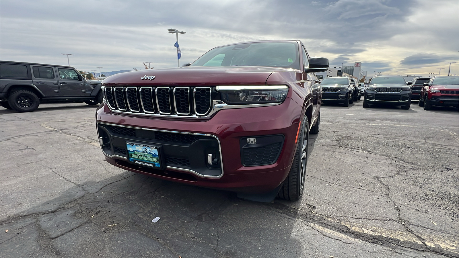 2021 Jeep Grand Cherokee L Overland 22