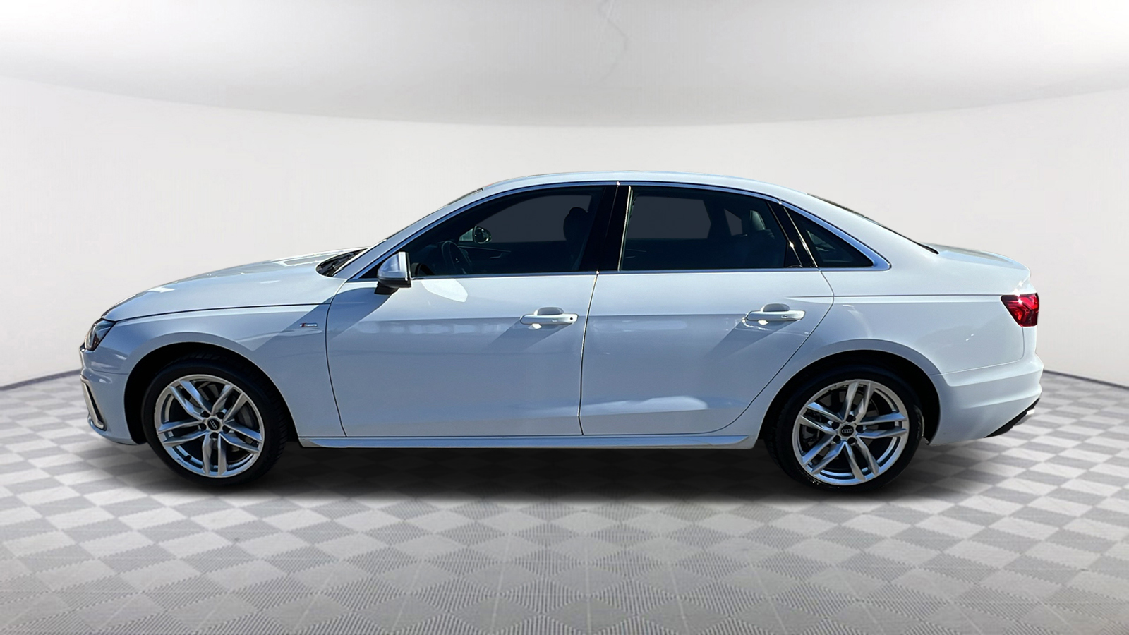 2021 Audi A4 S line Premium 3