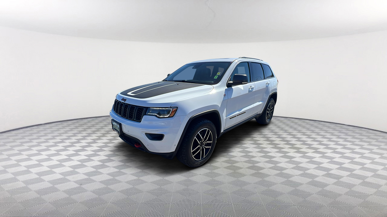 2021 Jeep Grand Cherokee Trailhawk 1