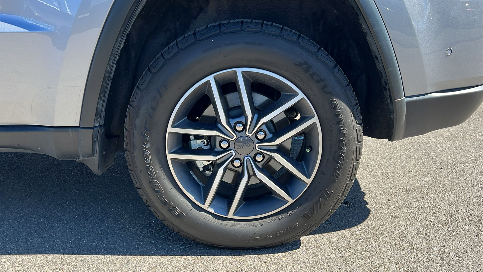 2021 Jeep Grand Cherokee Limited 8