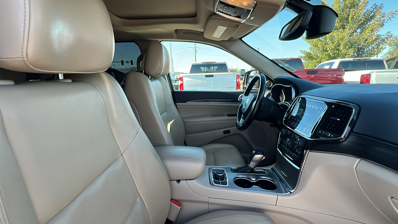 2021 Jeep Grand Cherokee Limited 14