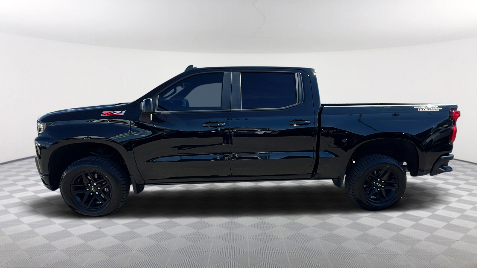 2021 Chevrolet Silverado 1500 LT Trail Boss 4WD Crew Cab 147 3