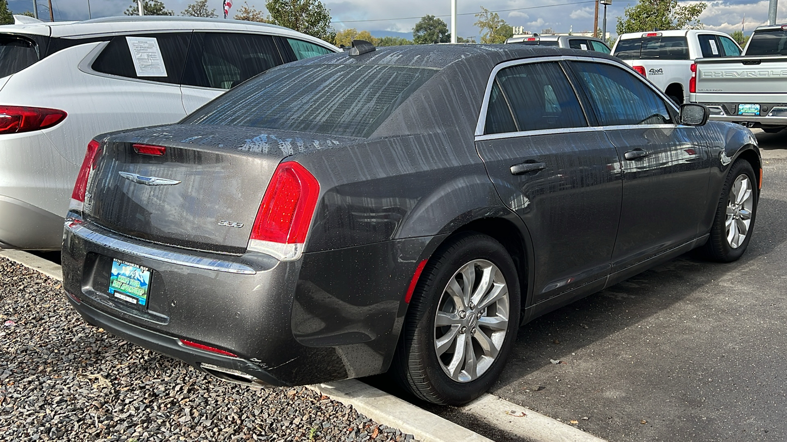 2021 Chrysler 300 Touring L 9