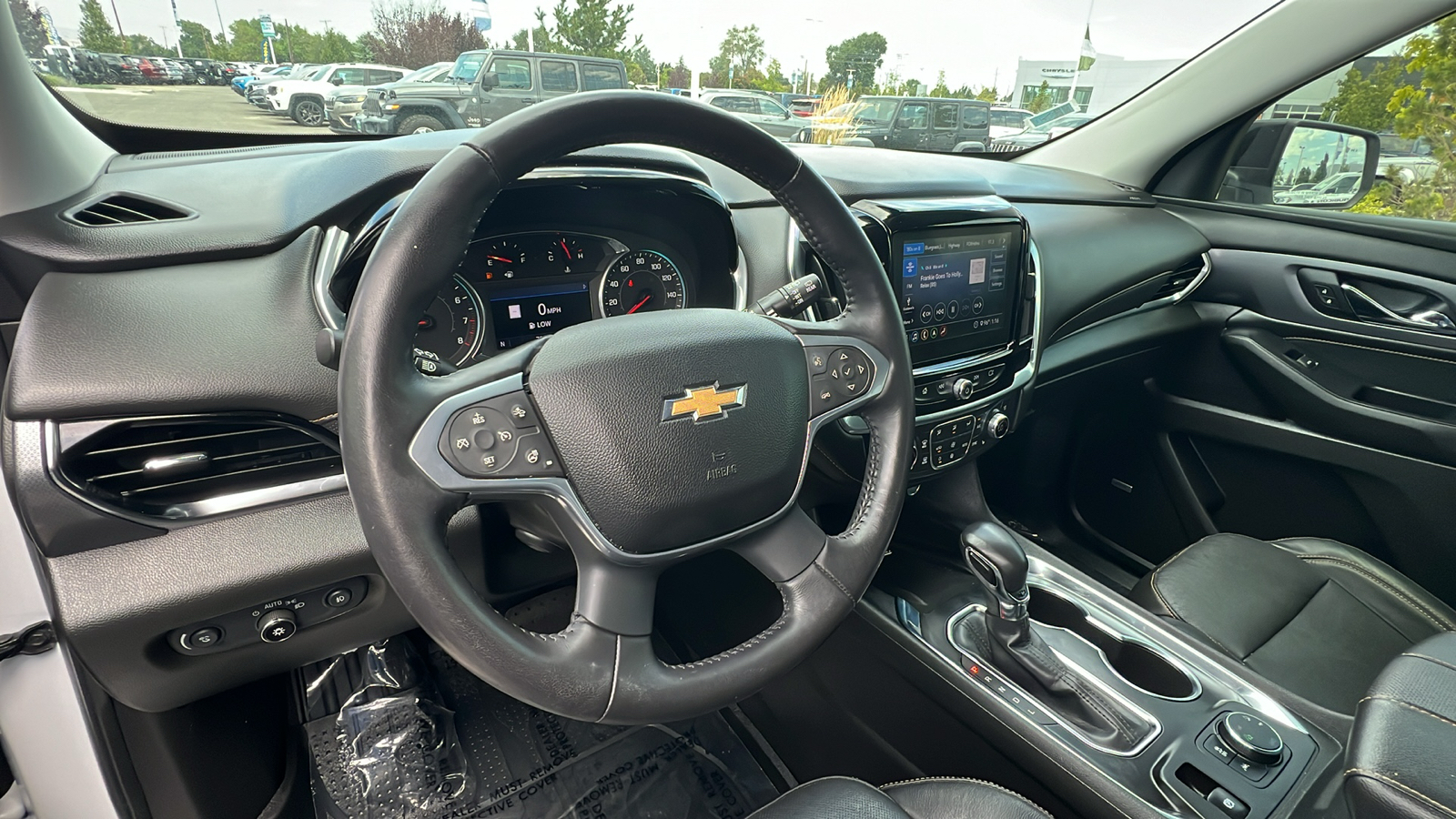 2021 Chevrolet Traverse Premier 2