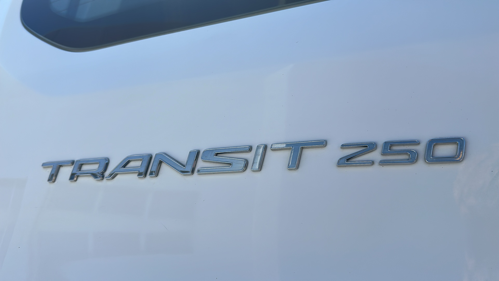 2021 Ford Transit  7