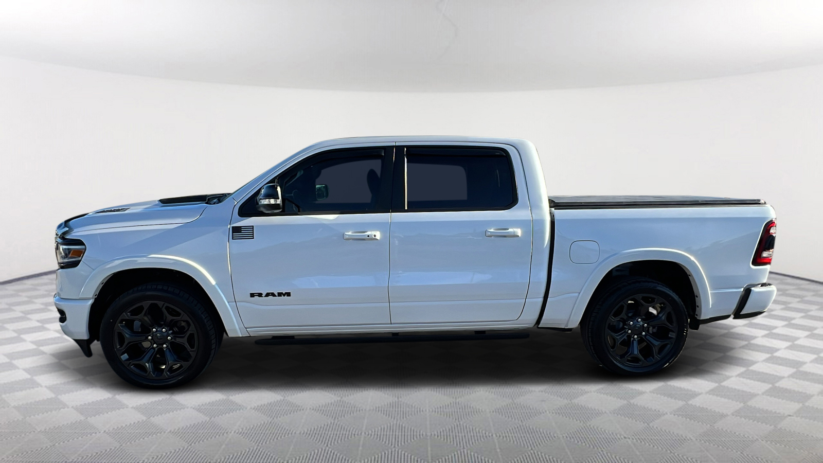 2021 Ram 1500 Limited 4x4 Crew Cab 57 Box 3