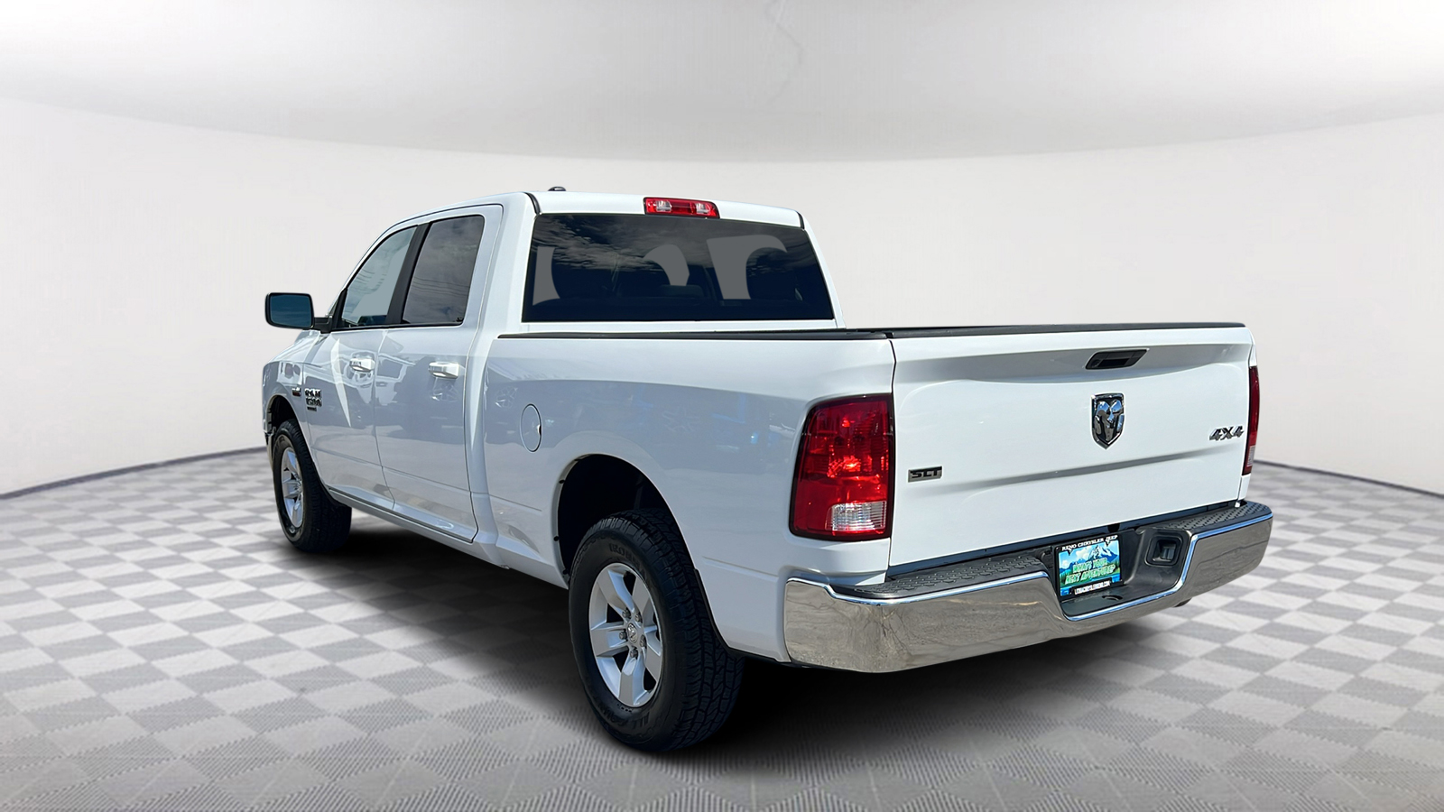 2021 Ram 1500 Classic SLT 4x4 Crew Cab 64 Box 4