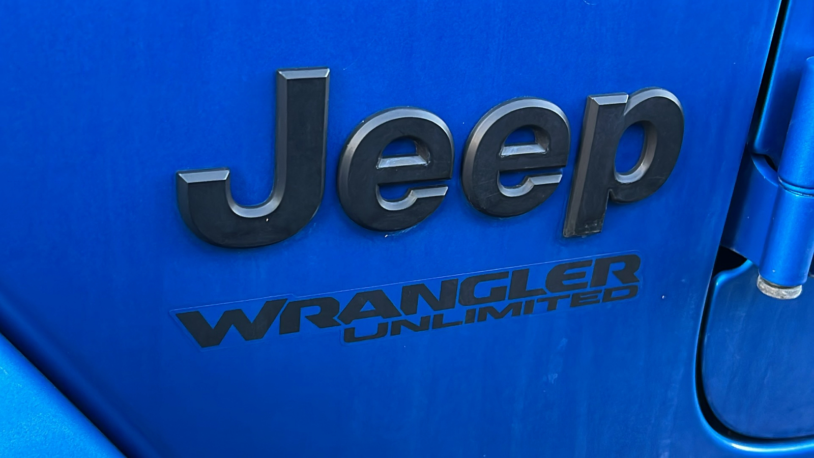 2021 Jeep Wrangler Unlimited Sahara Altitude 5