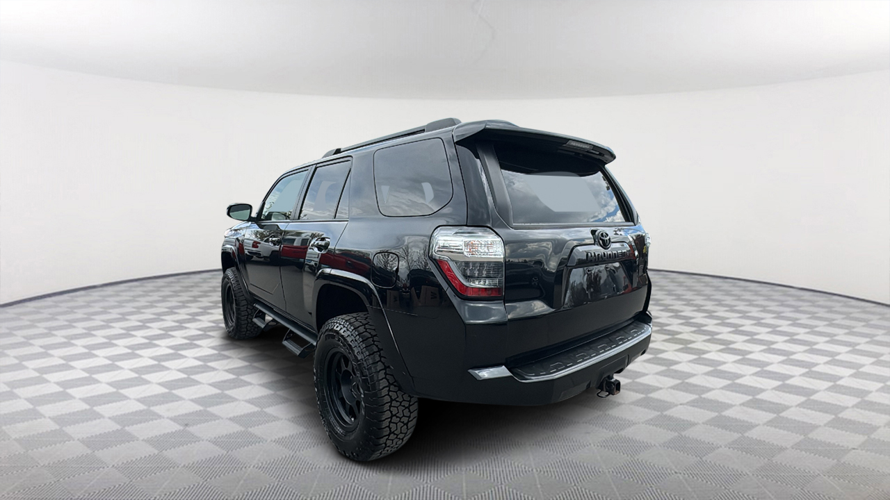 2022 Toyota 4Runner Trail Special Edition 4