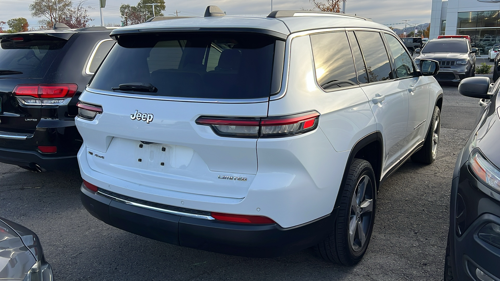 2022 Jeep Grand Cherokee L Limited 6