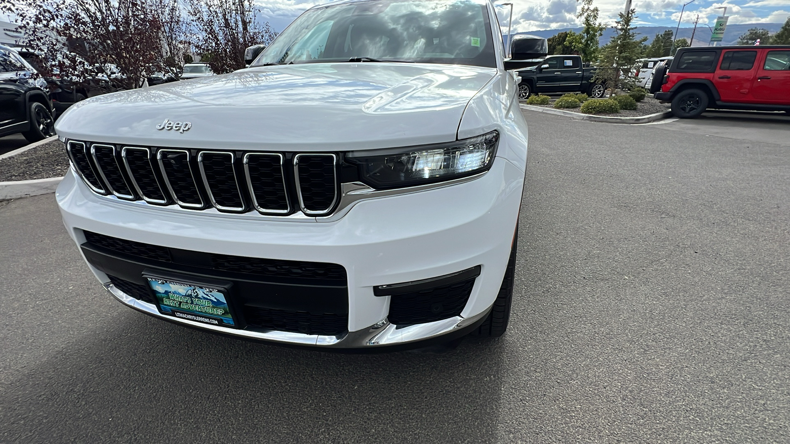 2022 Jeep Grand Cherokee L Limited 22