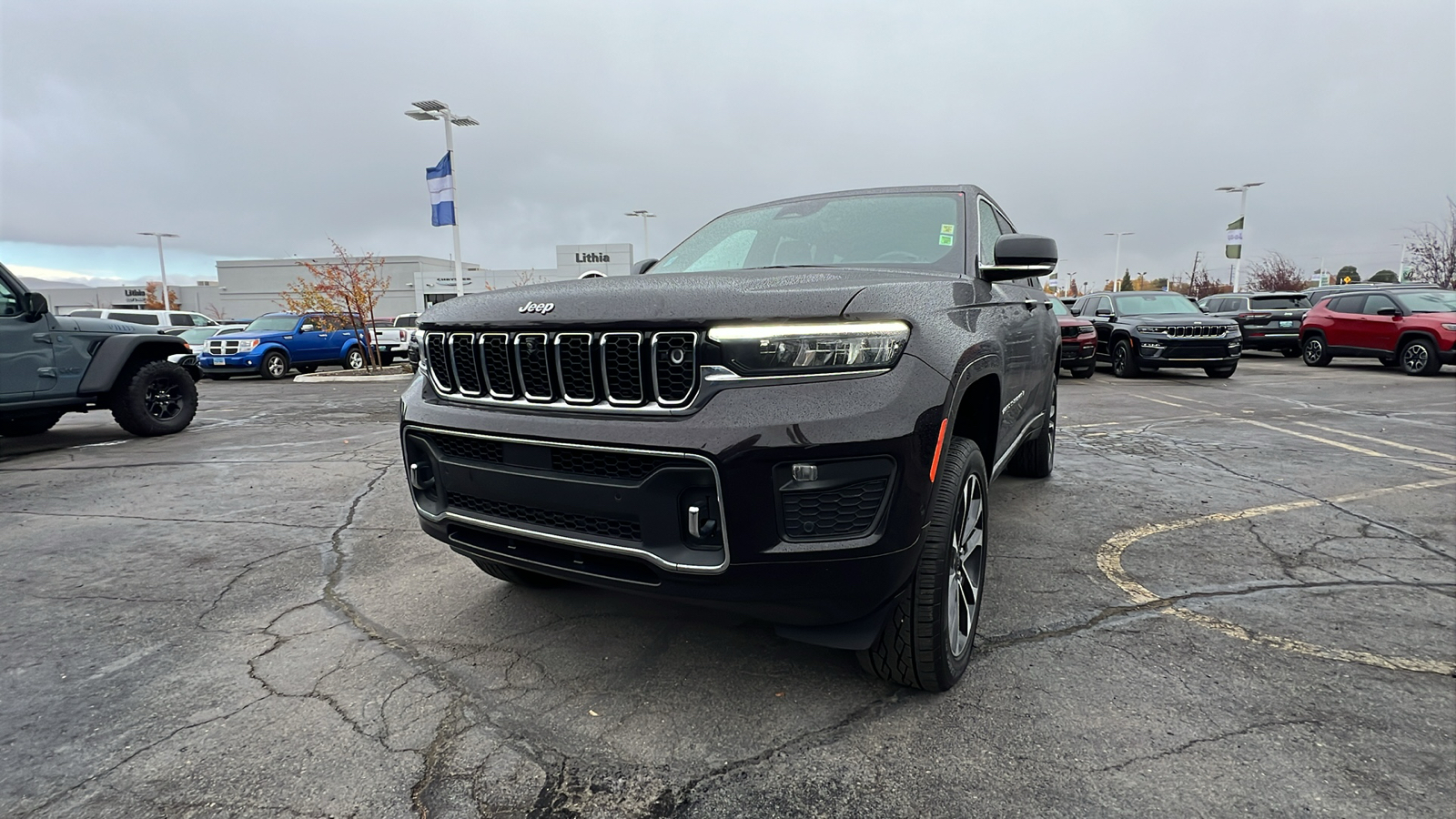 2022 Jeep Grand Cherokee L Overland 22