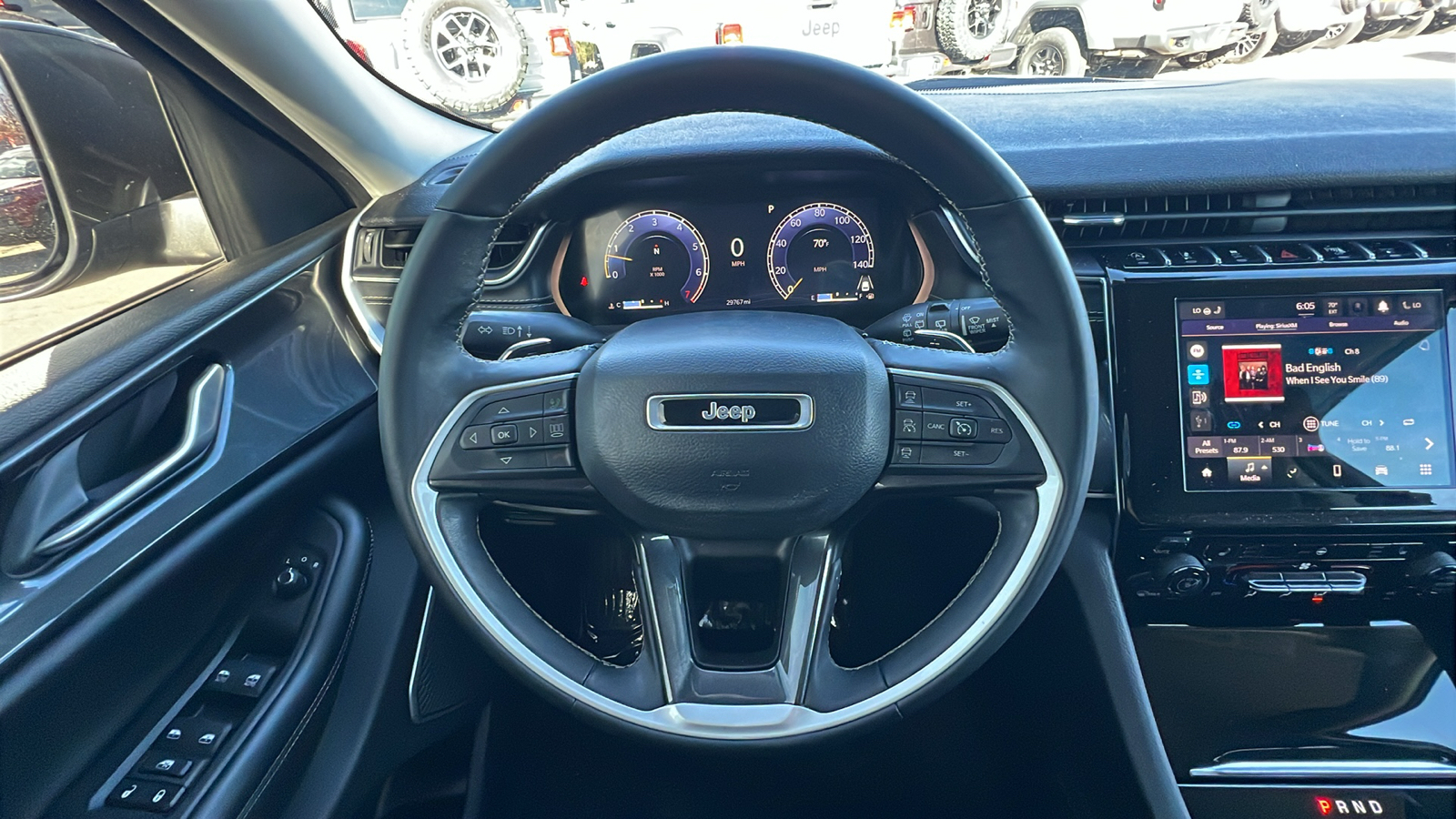 2022 Jeep Grand Cherokee Laredo 15