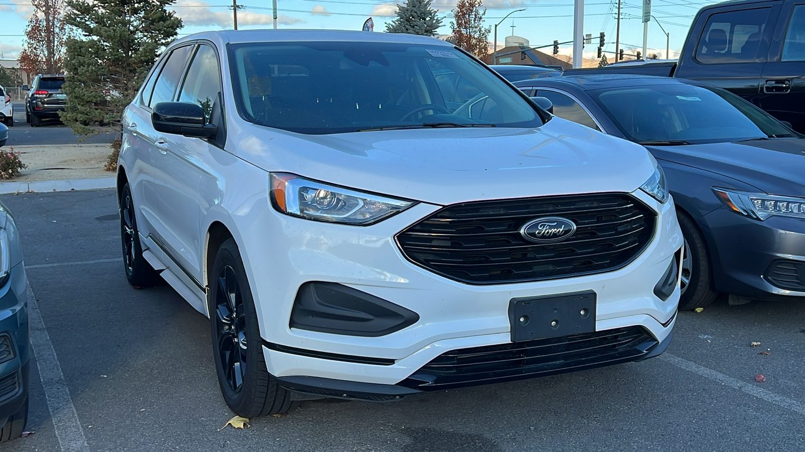 2022 Ford Edge SE 3