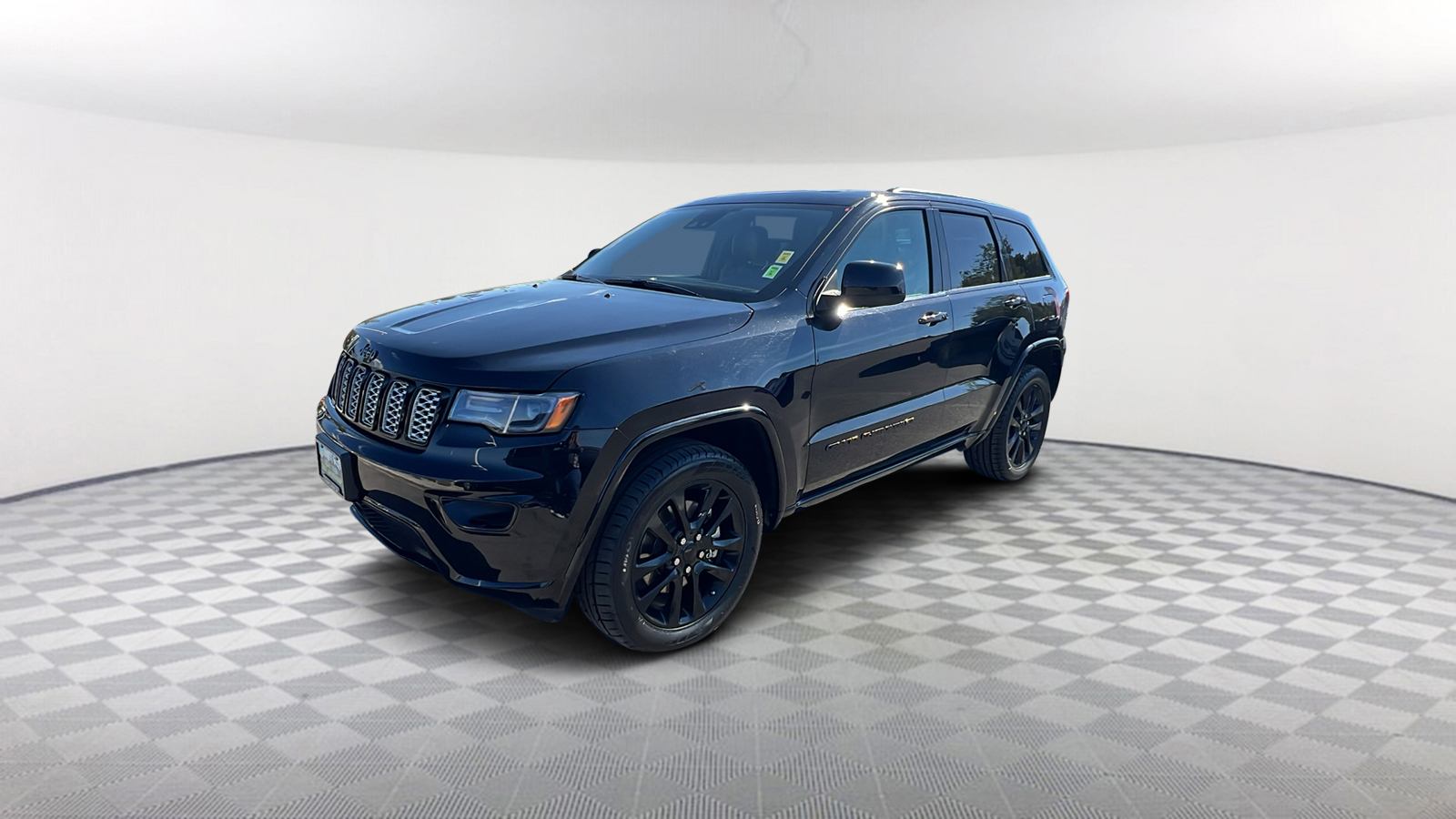 2022 Jeep Grand Cherokee WK Laredo X 1