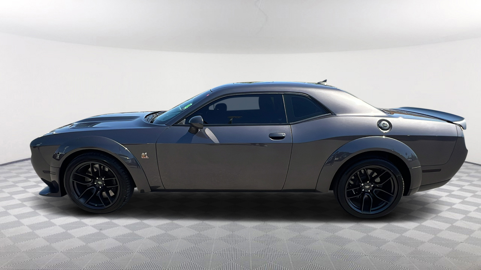 2022 Dodge Challenger R/T Scat Pack Widebody 3