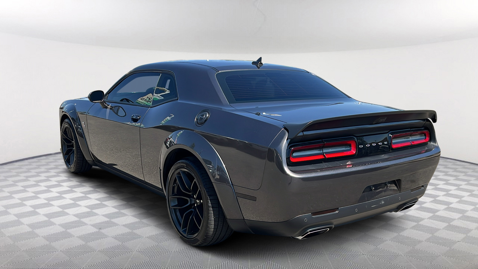 2022 Dodge Challenger R/T Scat Pack Widebody 4