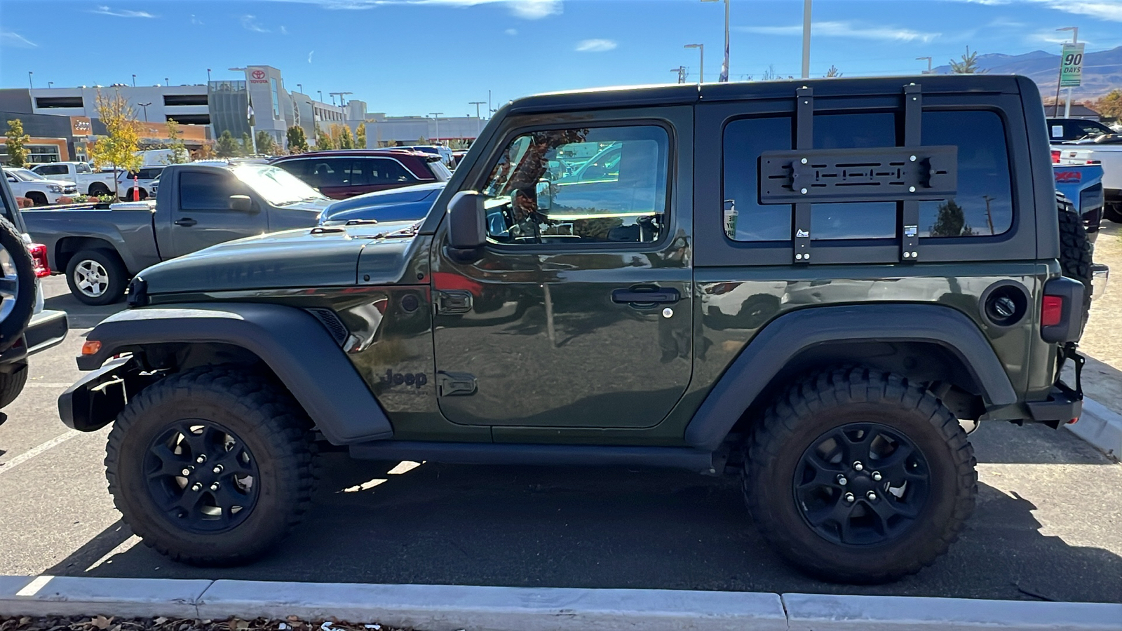 2022 Jeep Wrangler Willys Sport 2