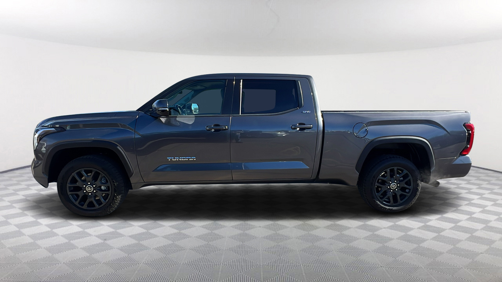 2022 Toyota Tundra SR5 CrewMax 6.5 Bed 3