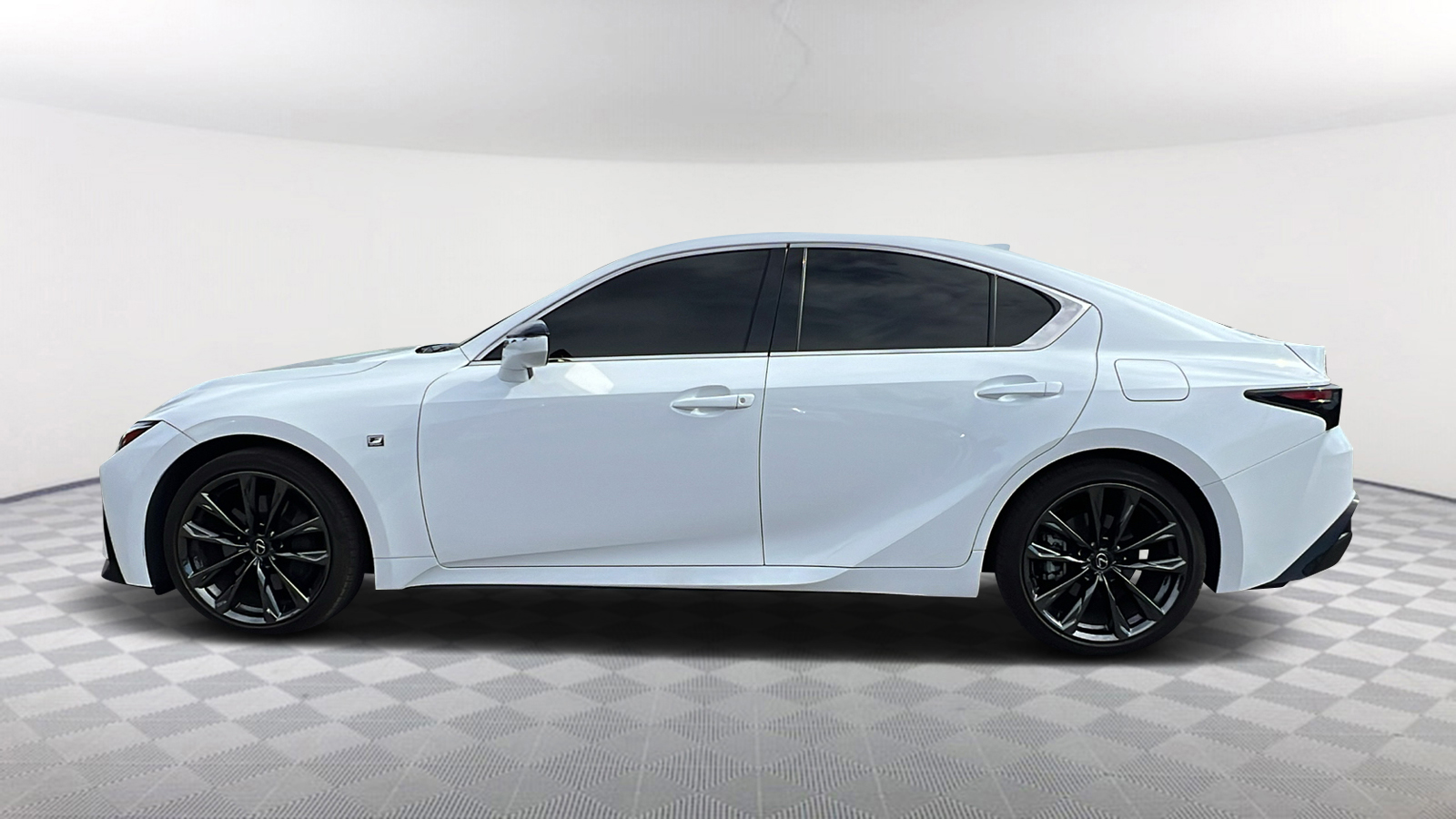 2023 Lexus IS F SPORT 3