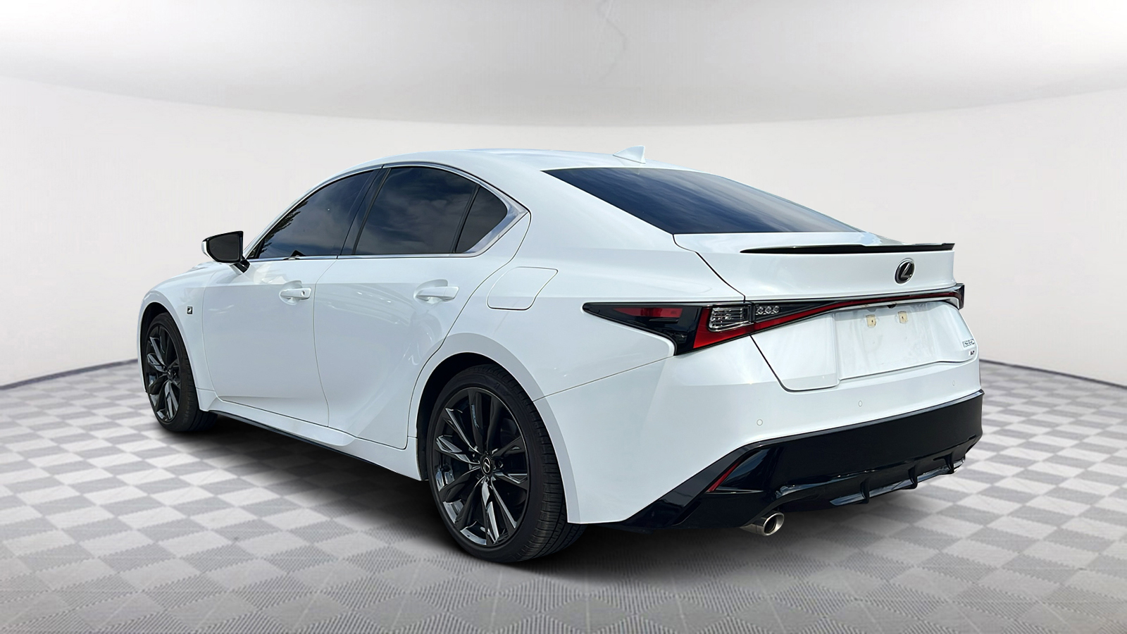 2023 Lexus IS F SPORT 4