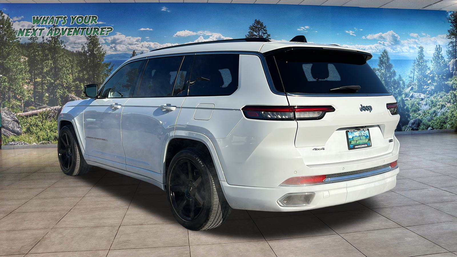 2023 Jeep Grand Cherokee L Overland 4