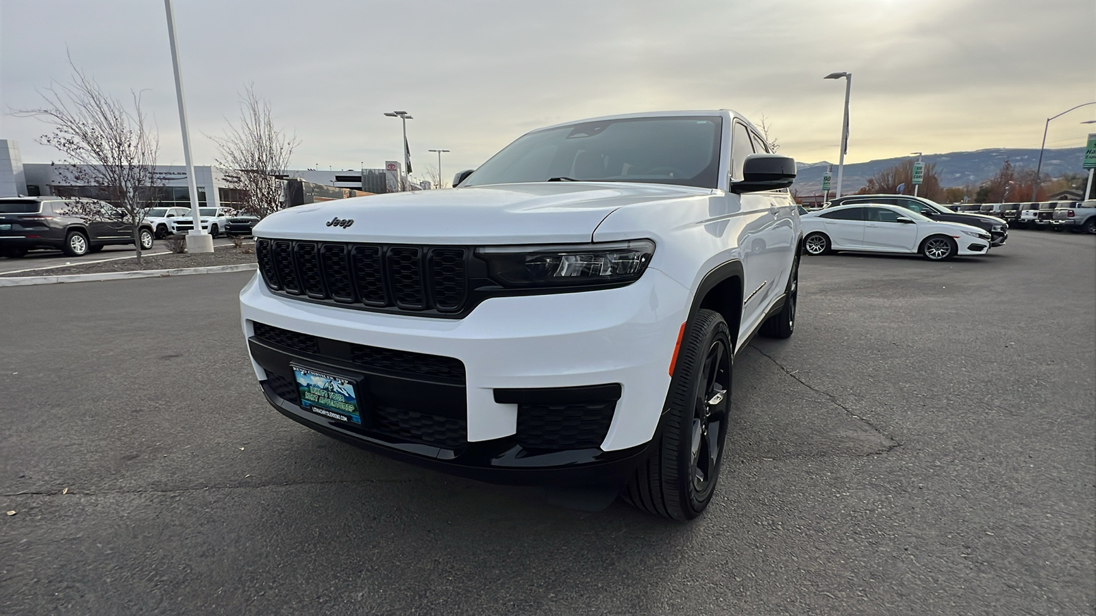 2023 Jeep Grand Cherokee L Altitude 22