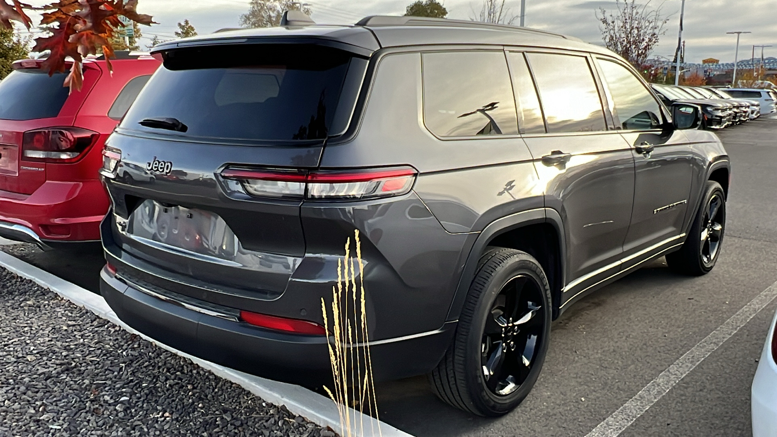 2023 Jeep Grand Cherokee L Altitude 7