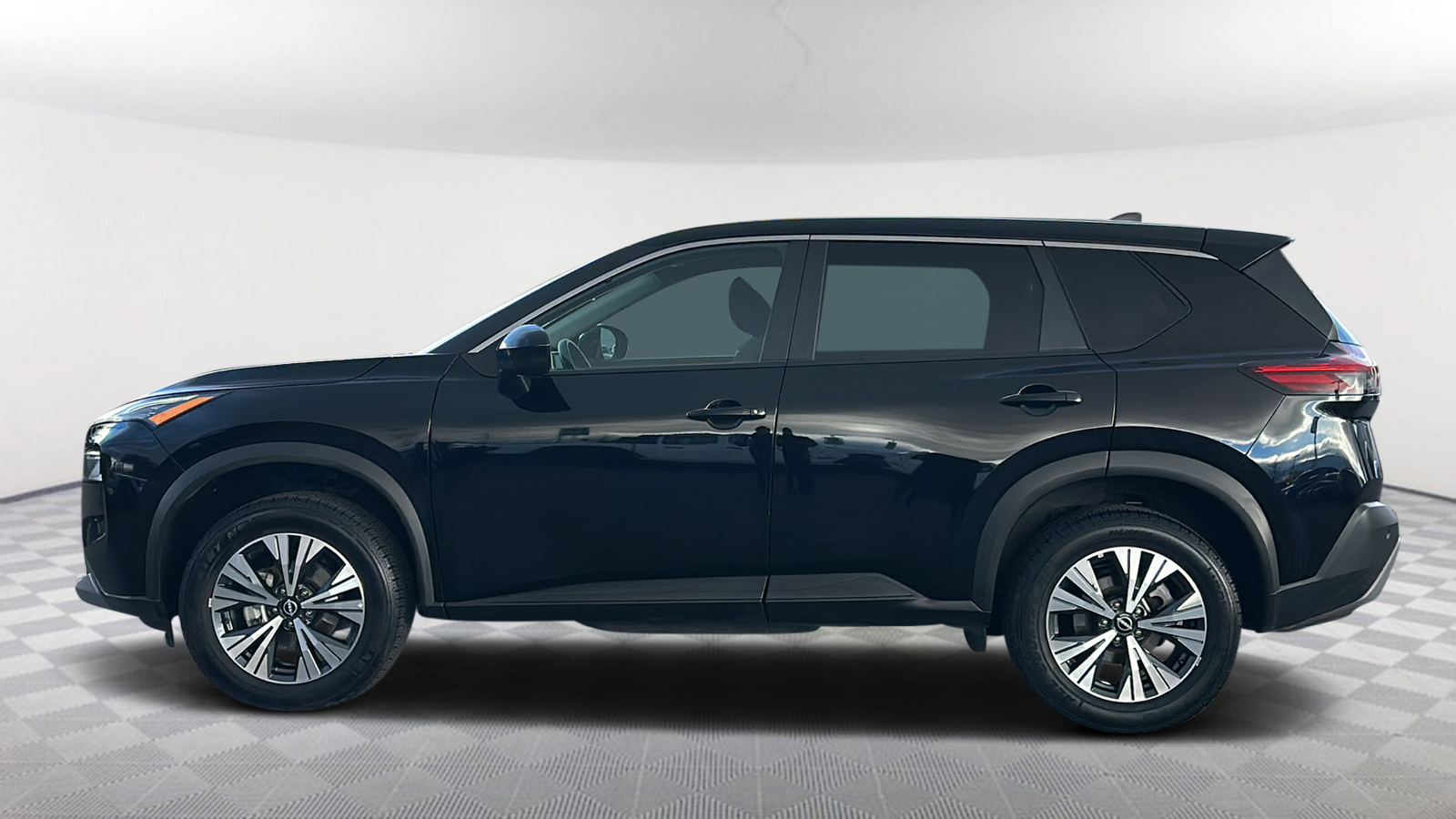 2023 Nissan Rogue SV 3