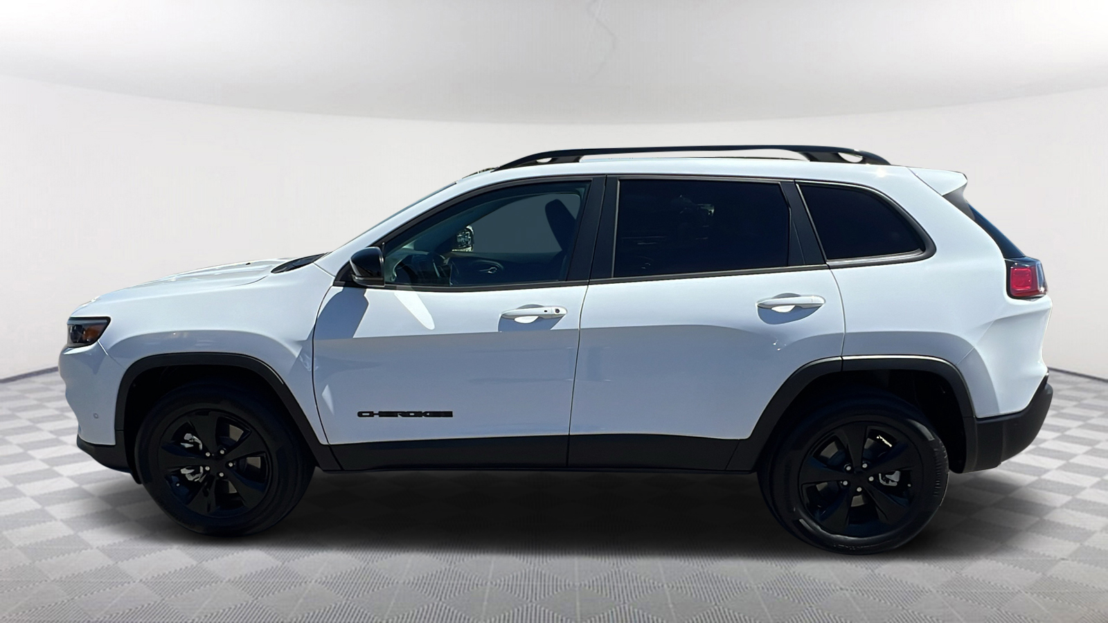 2023 Jeep Cherokee Altitude Lux 3